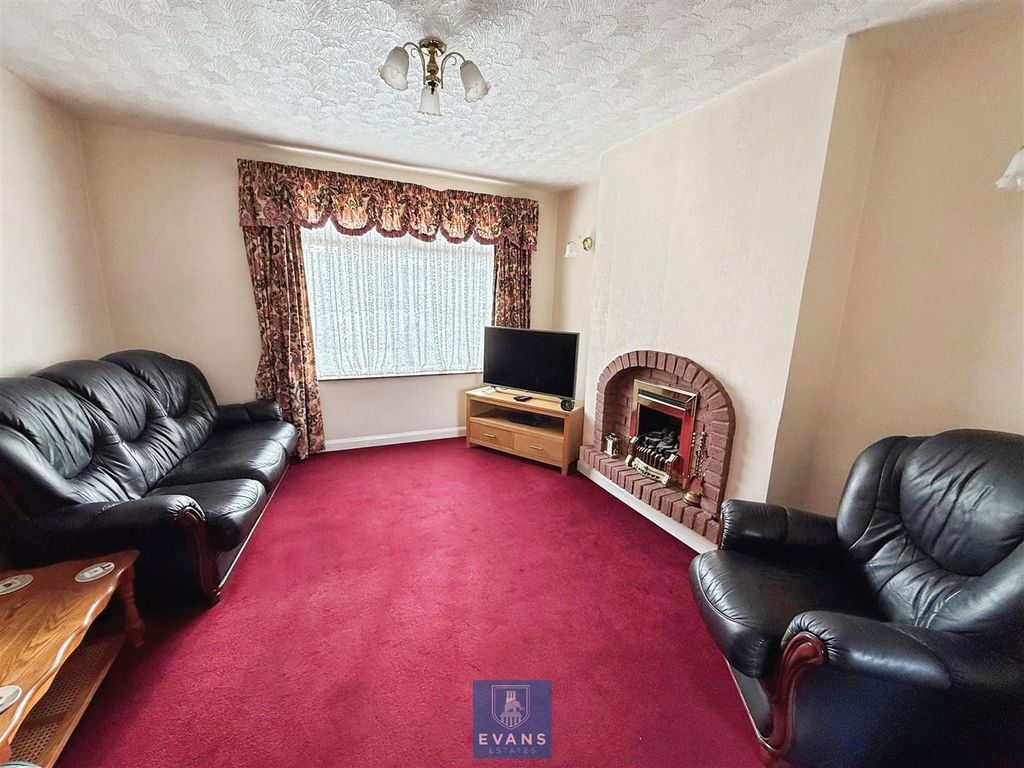 Property photo 2 of 15 Living Room