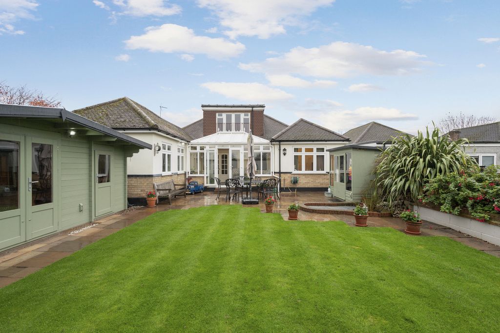 Property photo 1 of 23