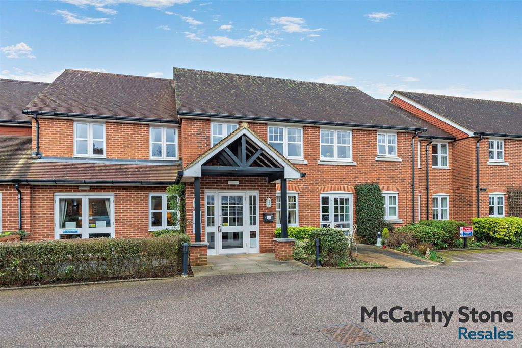 Additional image 8 of 1 bed flat for saleStewart Court, High Street, Epping CM16