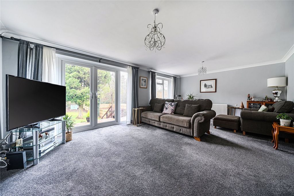 Property photo 2 of 17 Picture 2