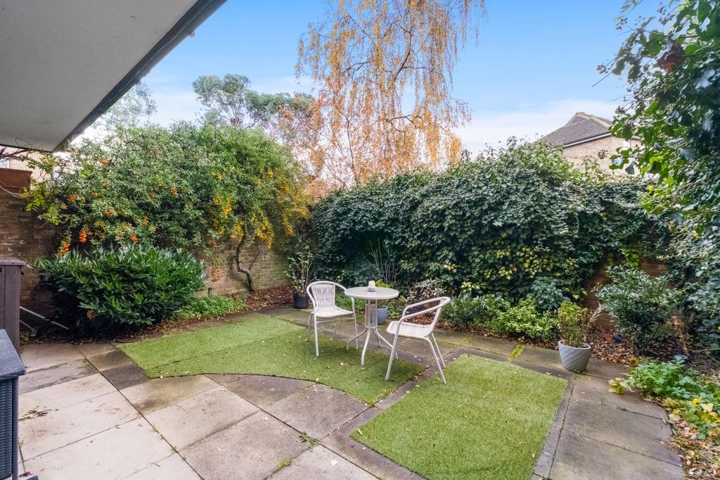 Property photo 1 of 19