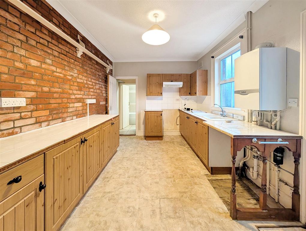 Property photo 2 of 14 Pxl_20260113_145744334Mp.Jpg