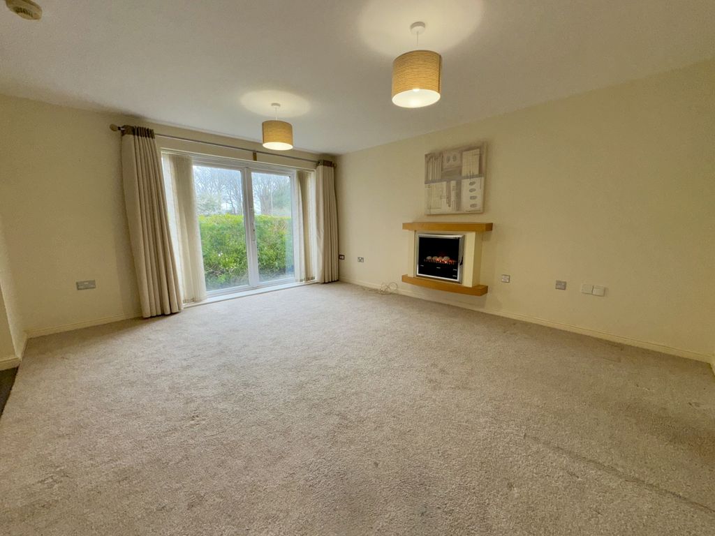 Property photo 3 of 14 Img_2089