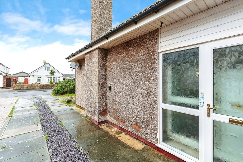 Property photo 3 of 23 Picture No. 16