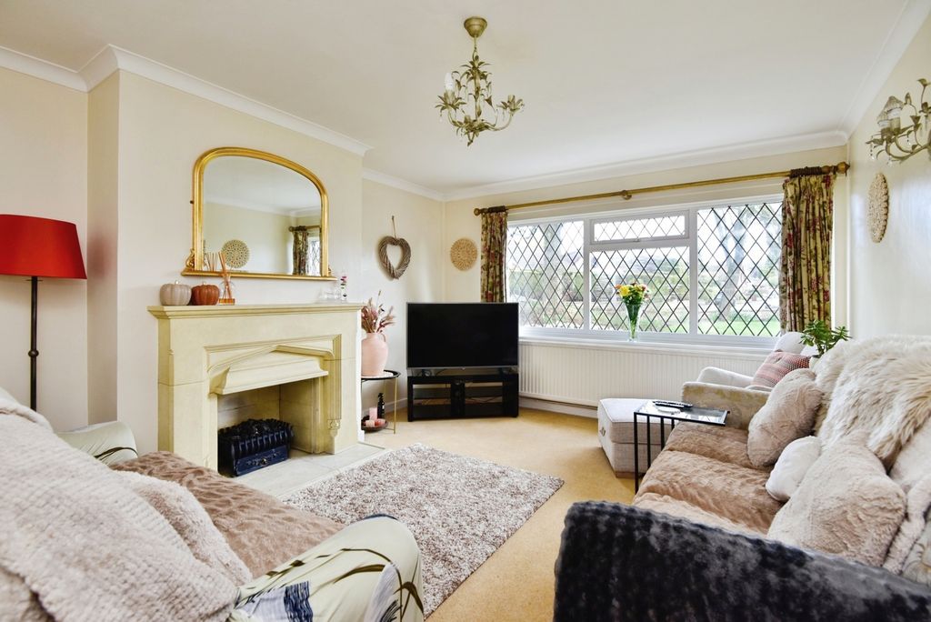 Property photo 3 of 20 Pbox-Img.Jpg