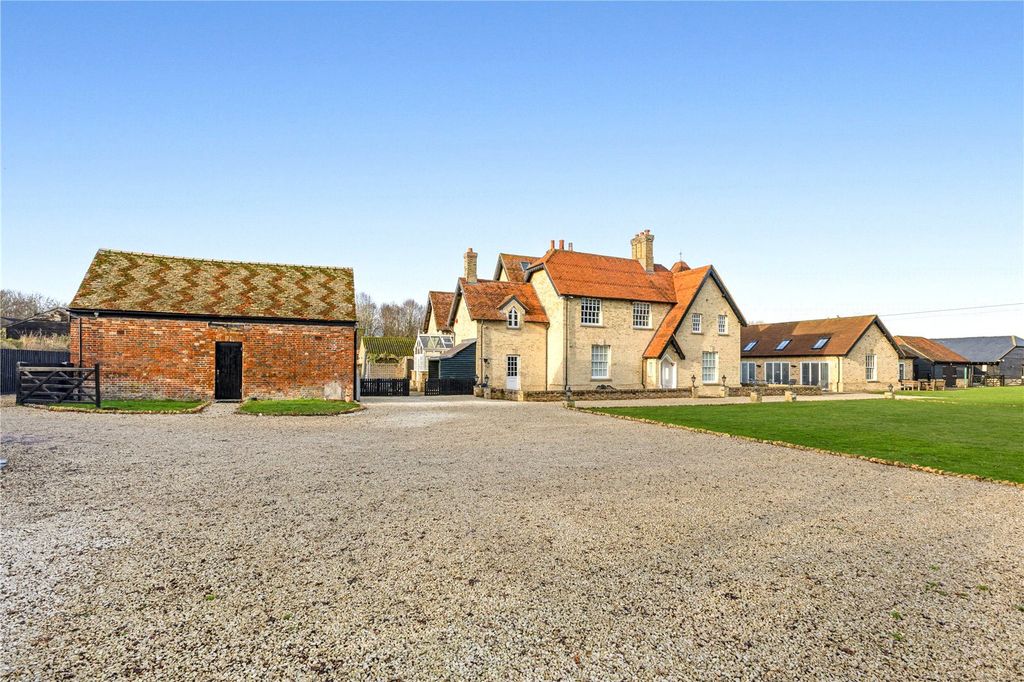 Property photo 3 of 28 Front