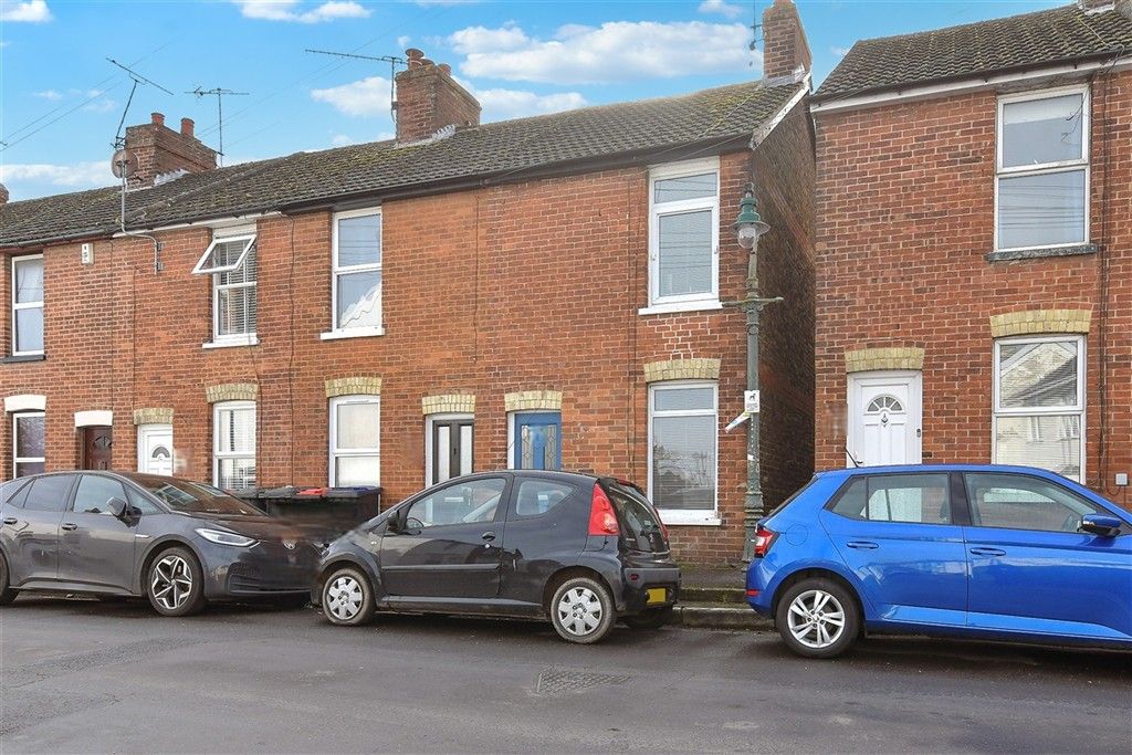 Property photo 2 of 5 External (Web)