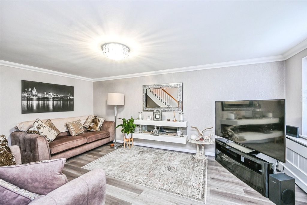 Property photo 3 of 22 Picture No. 04