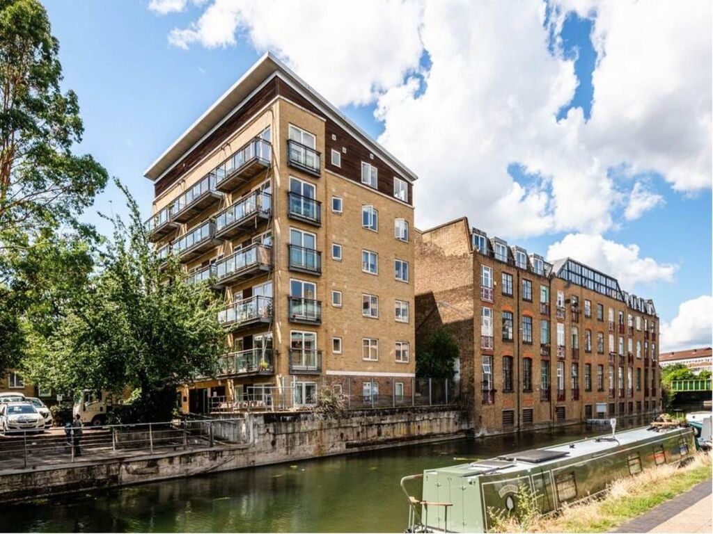 Property photo 2 of 12 Exterior