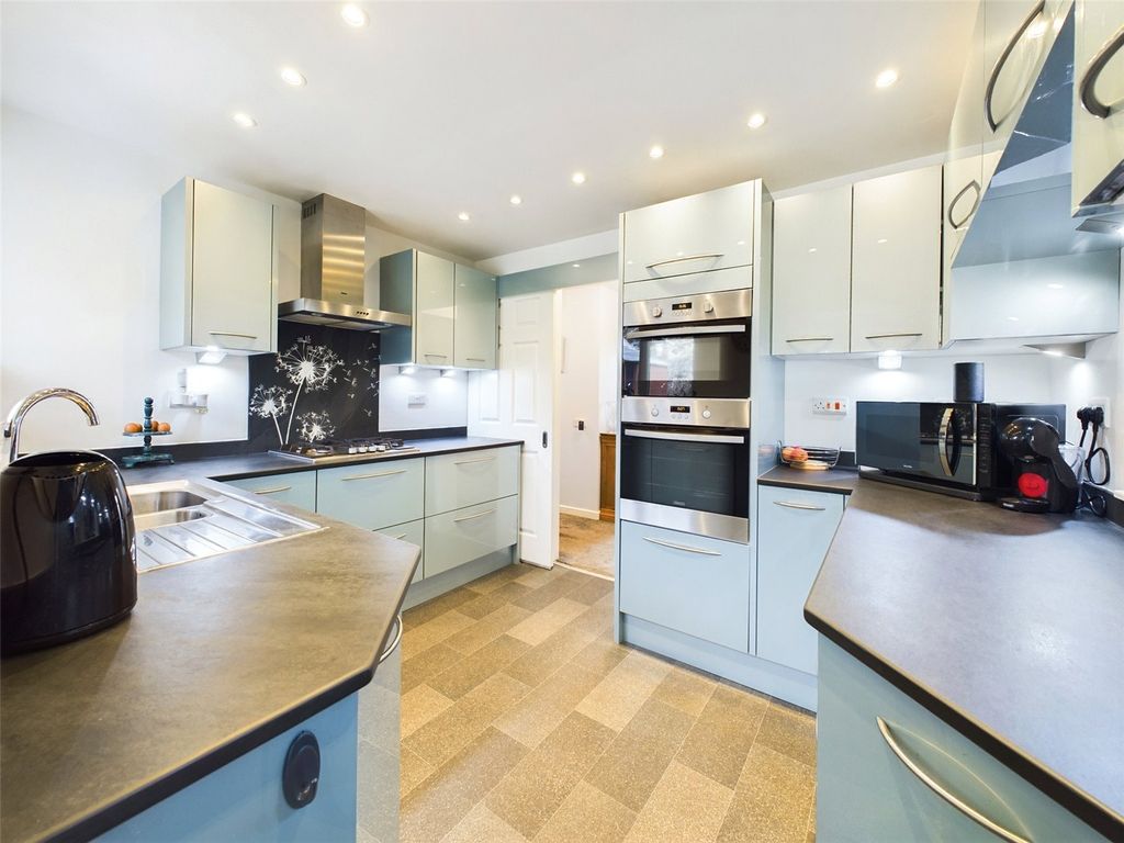 Property photo 3 of 17 Picture No. 06