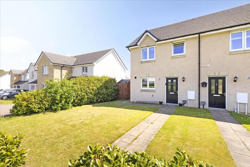 Property photo 1 of 26