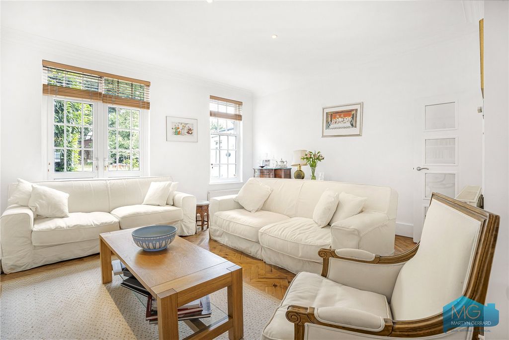 Property photo 2 of 40 Picture No. 96