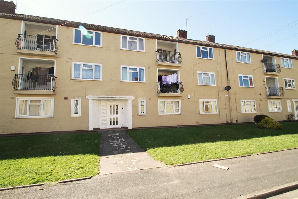 Property photo 1 of 14