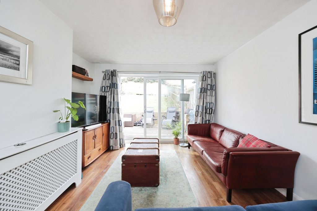 Property photo 2 of 15