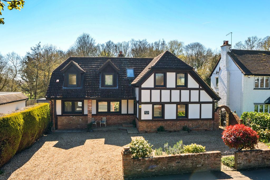 Property photo 1 of 30