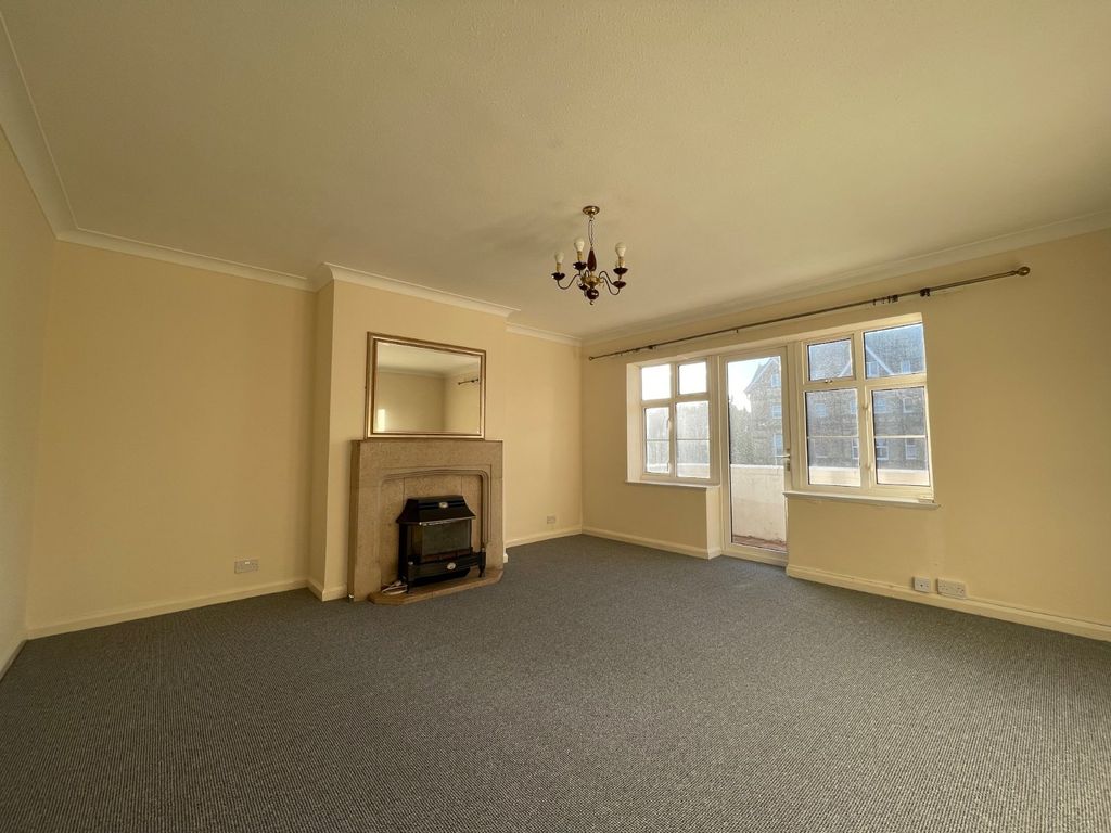 Property photo 3 of 12 Picture No. 21