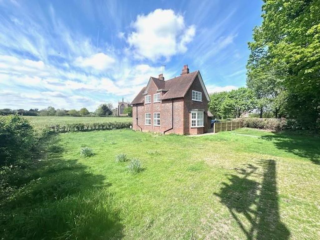 Property photo 1 of 11 Photo 6