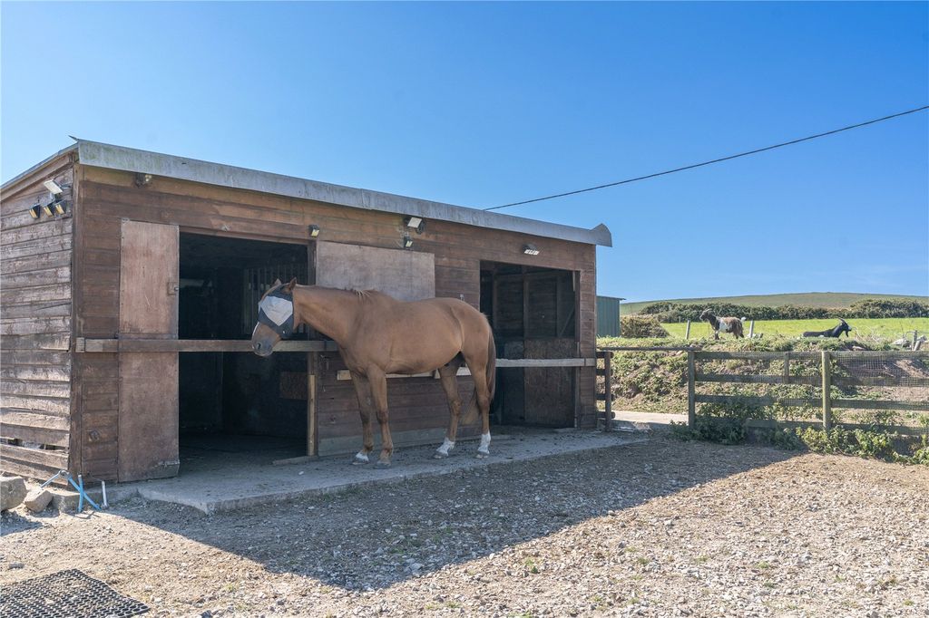 Property photo 2 of 32 Picture No. 32