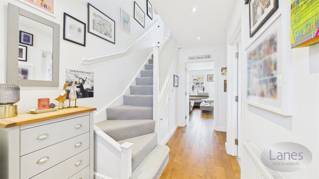 Property photo 3 of 33 7