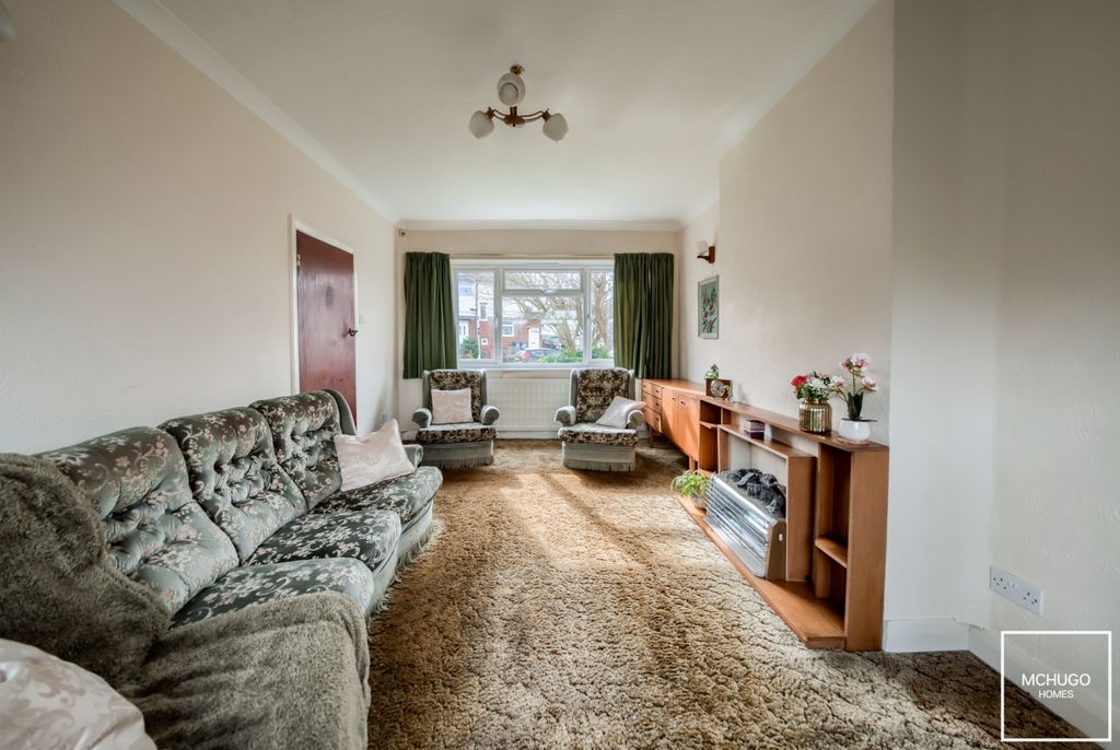 Property photo 3 of 12 Xt5A0490-Hdr(3)