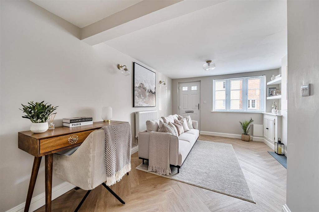 Property photo 3 of 15