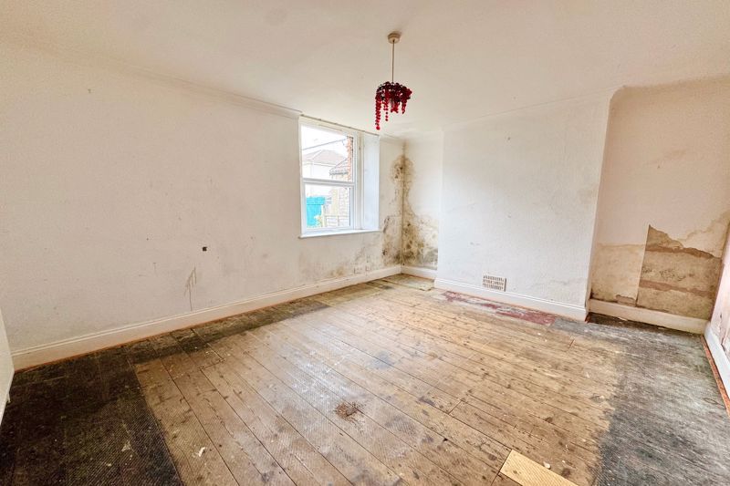 Property photo 3 of 10 Bedroom