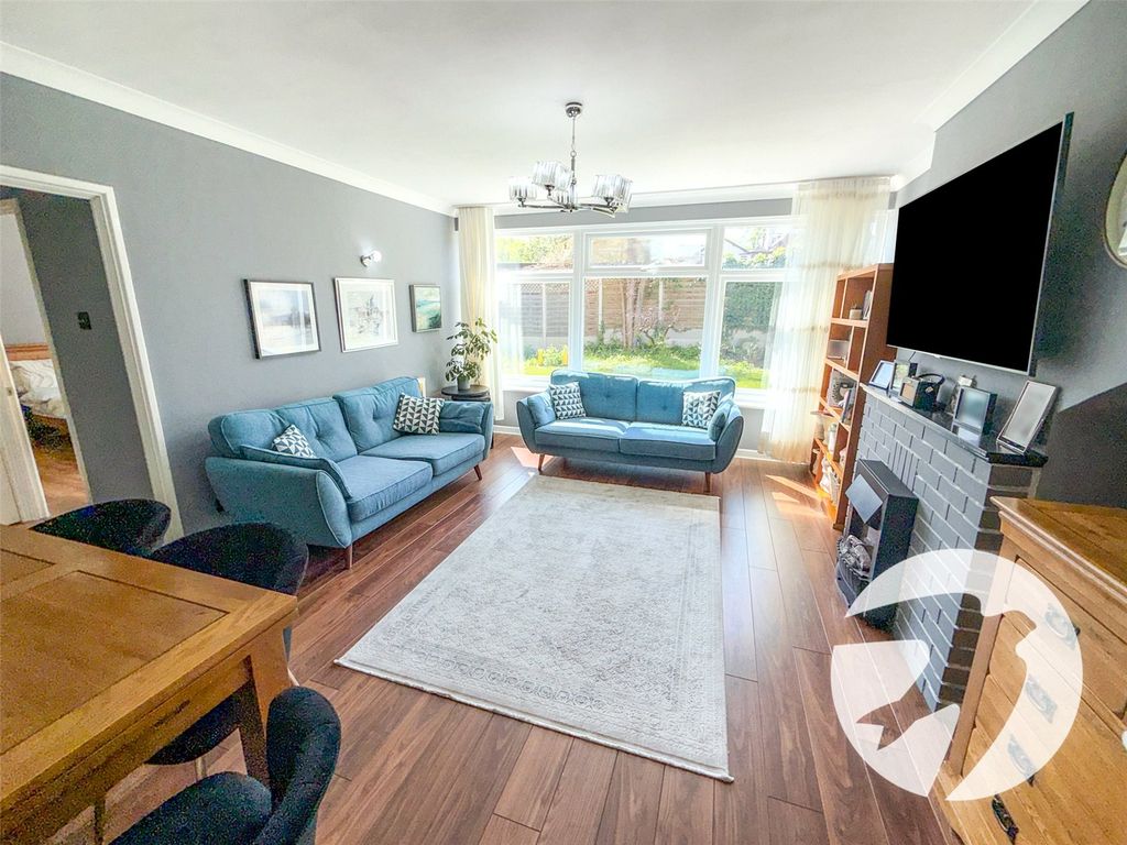 Property photo 1 of 14 Picture No. 09
