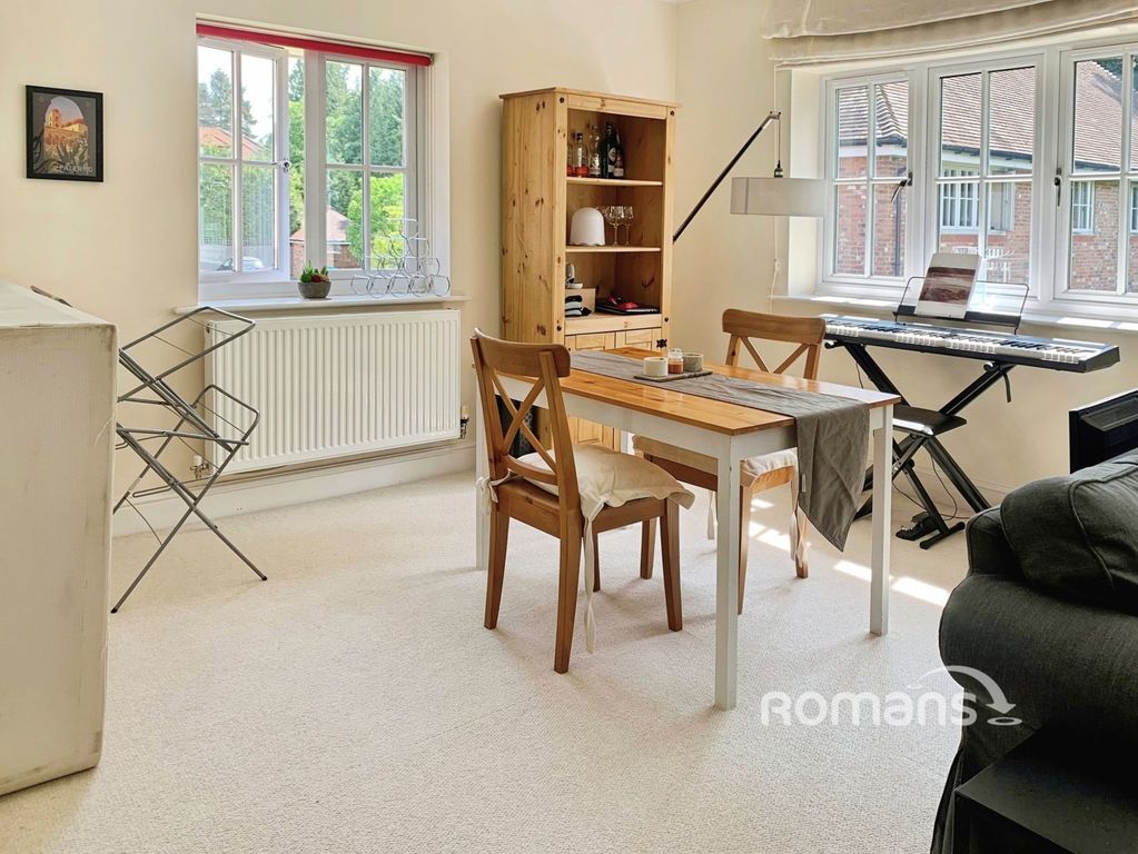 Property photo 3 of 7 Pbox-Img.Jpg