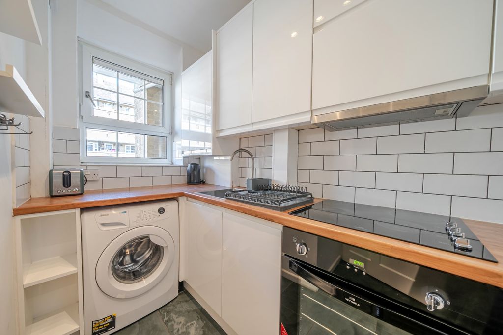 Property photo 3 of 13 4981225