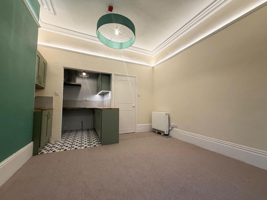 Property photo 3 of 10 Img_0318