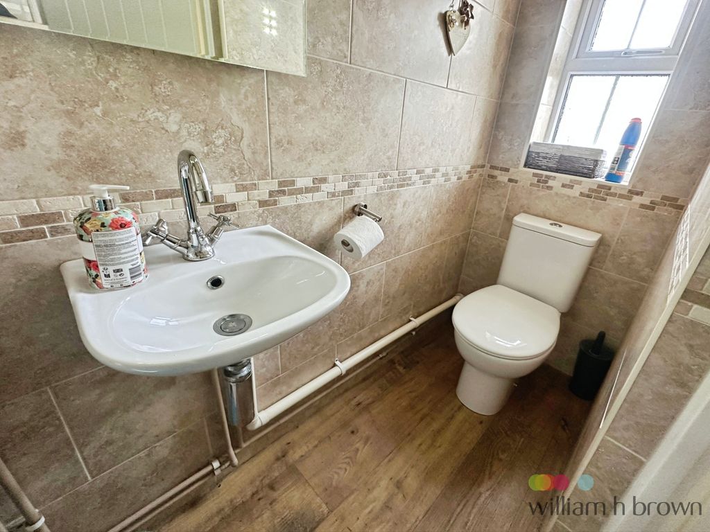 Property photo 2 of 28 Image