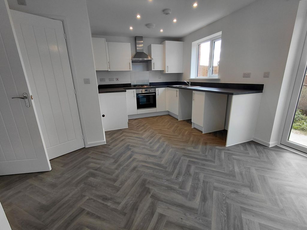 Property photo 2 of 11 Typical Interior