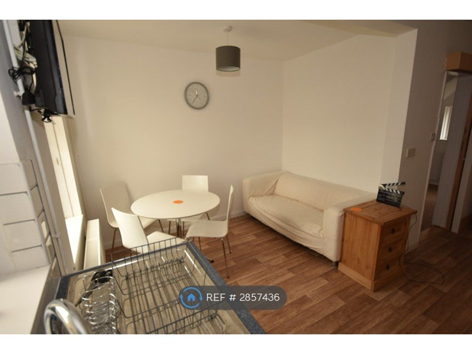 Property photo 2 of 10 Communal Area