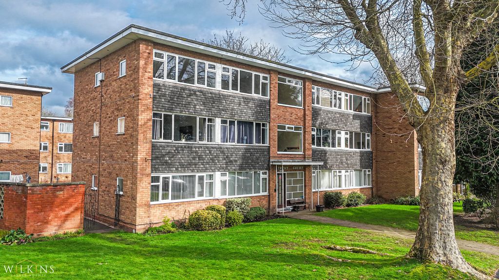 Property photo 1 of 22 Photograph