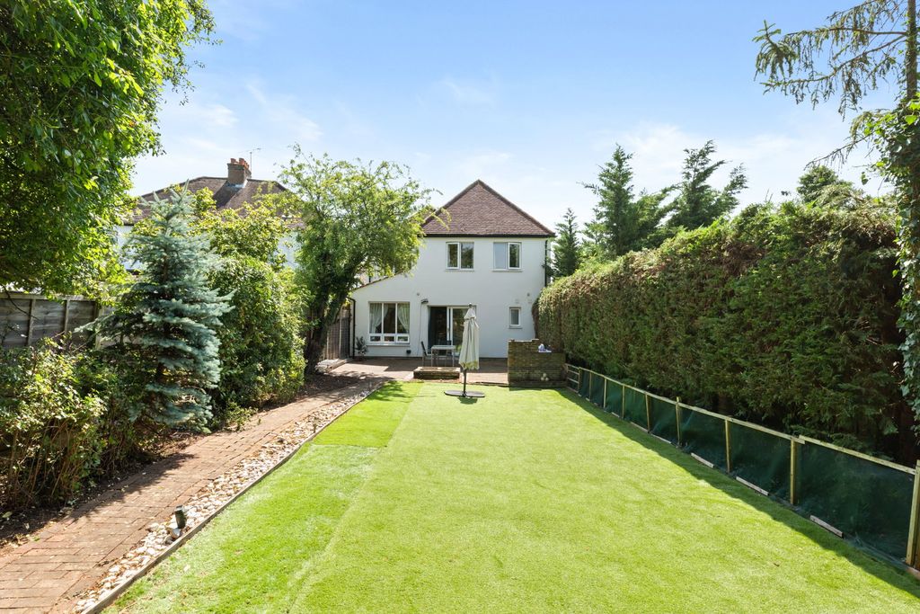 Property photo 1 of 20