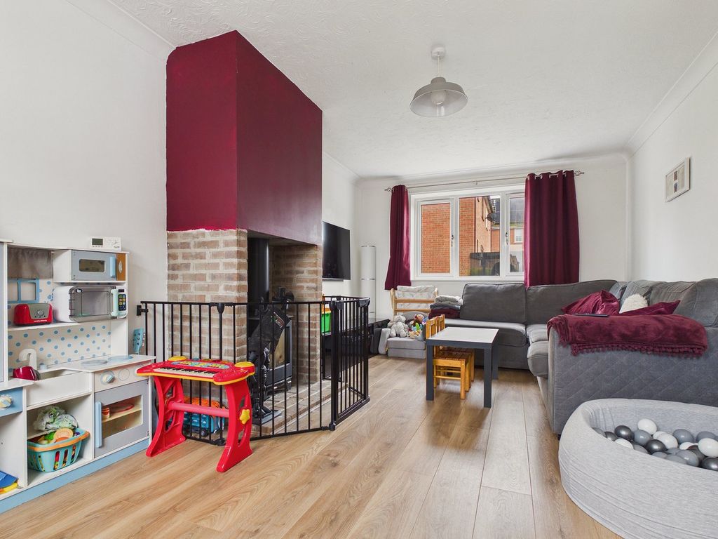 Property photo 3 of 14