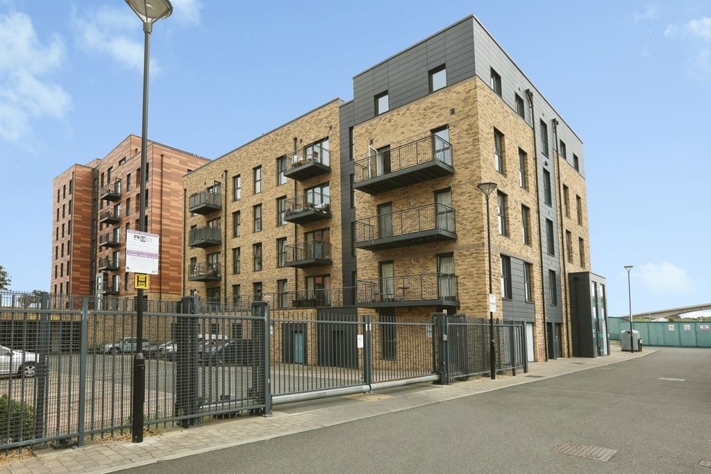 Property photo 1 of 13 Pbox-Img.Jpg
