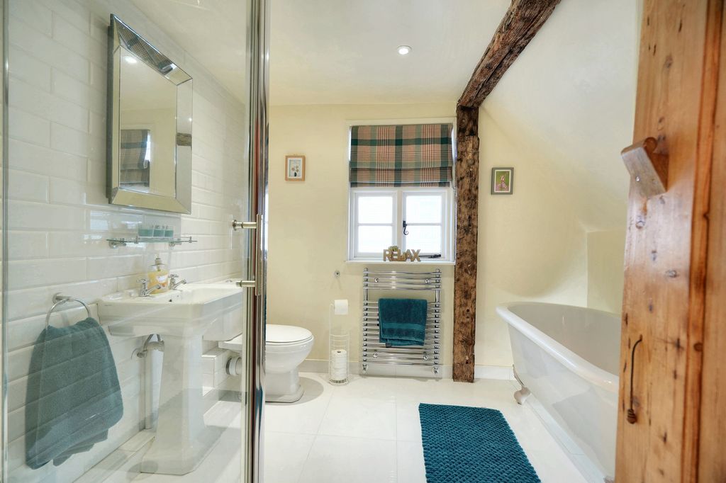 Property photo 3 of 22