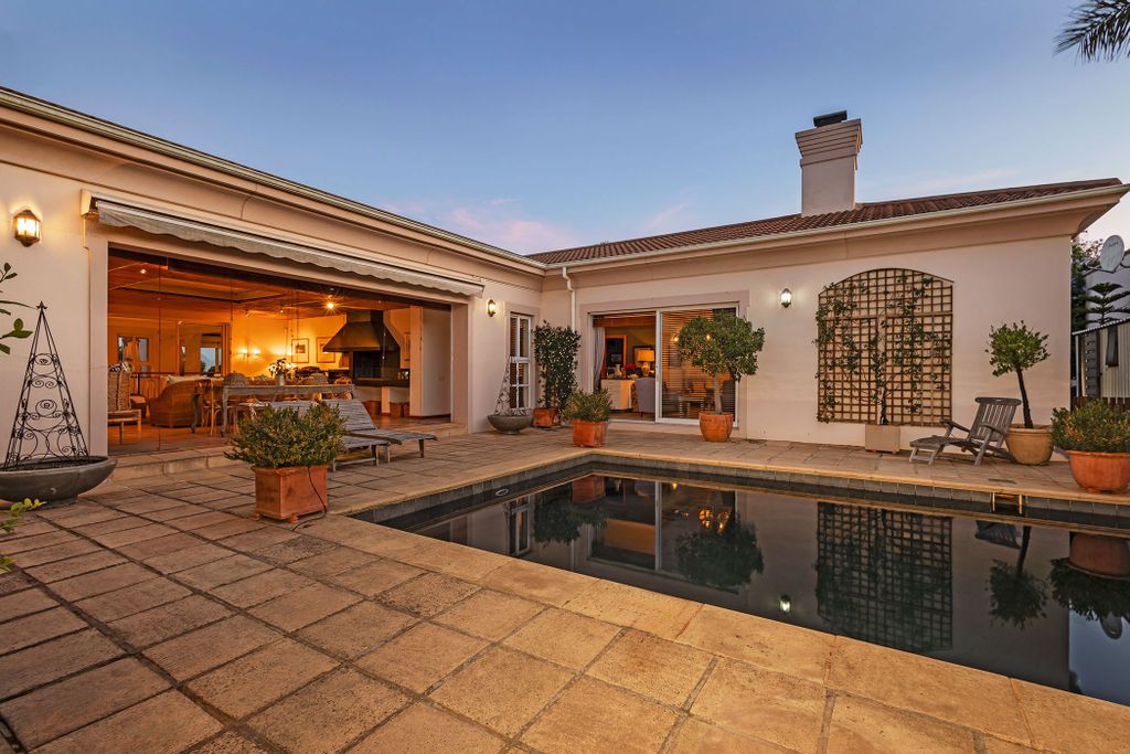 Property photo 2 of 38 Dbv1602565