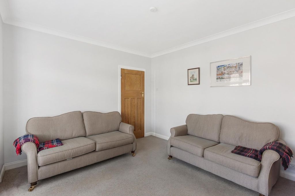 Property photo 2 of 16 Picture No. 05