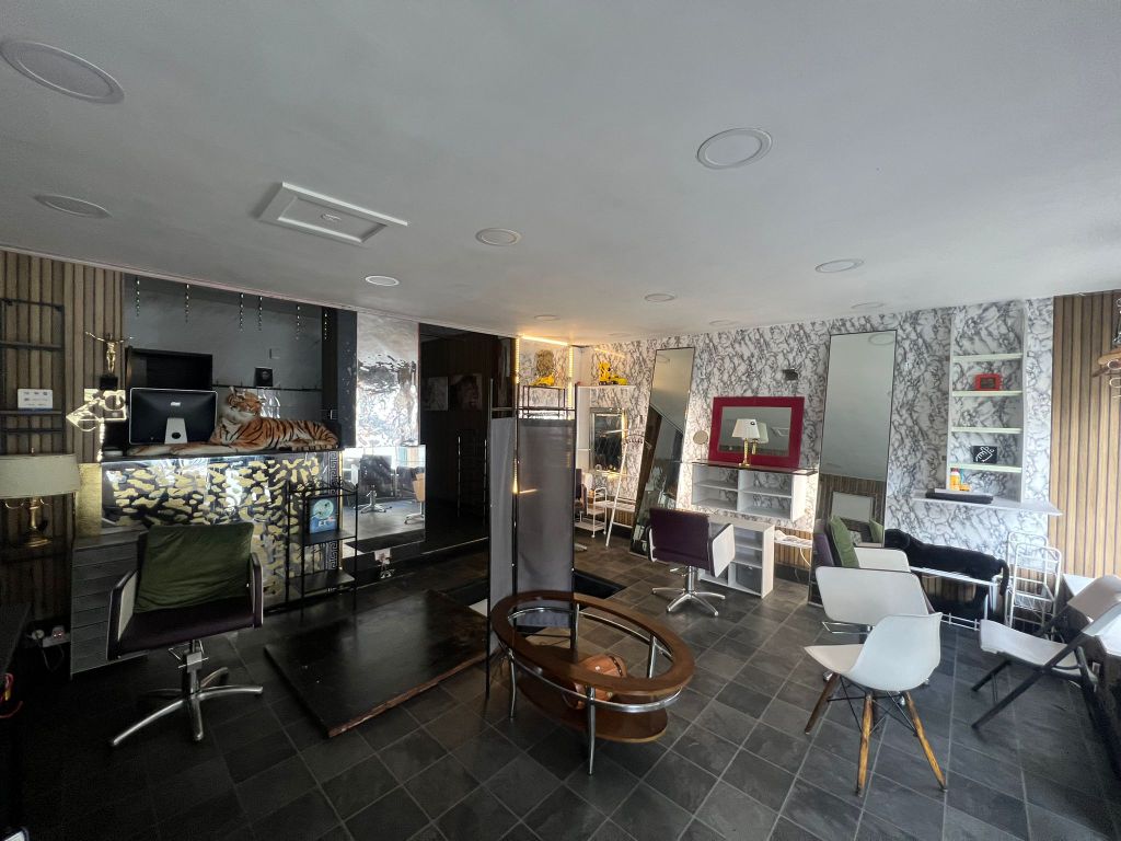 Property photo 2 of 4