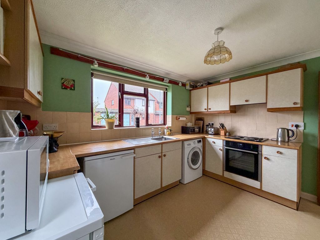 Property photo 3 of 28 Img_0518
