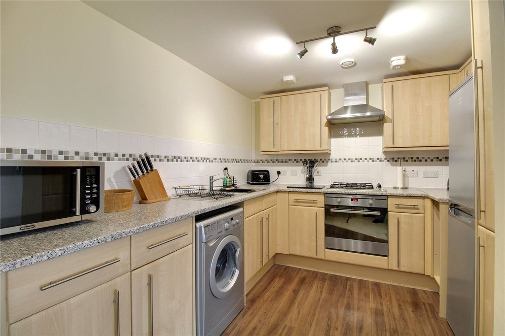 Property photo 3 of 12 Picture No. 06