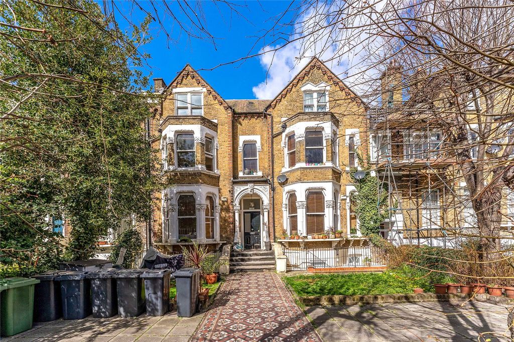 Property photo 3 of 9 Picture No. 01