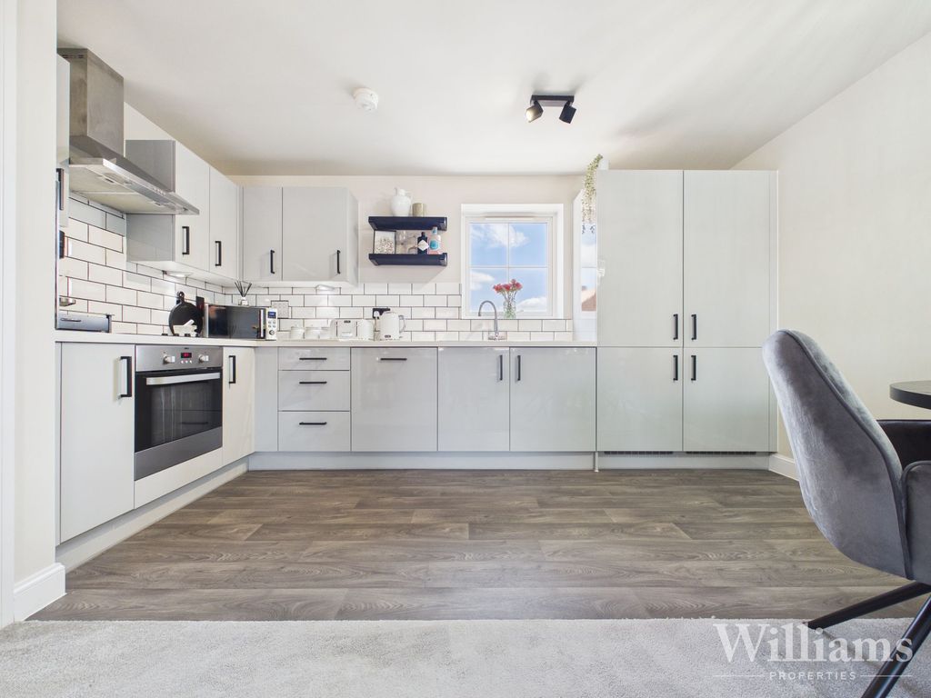 Property photo 3 of 9