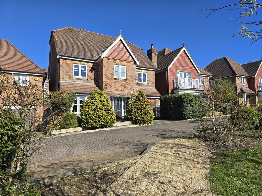 Property photo 1 of 25