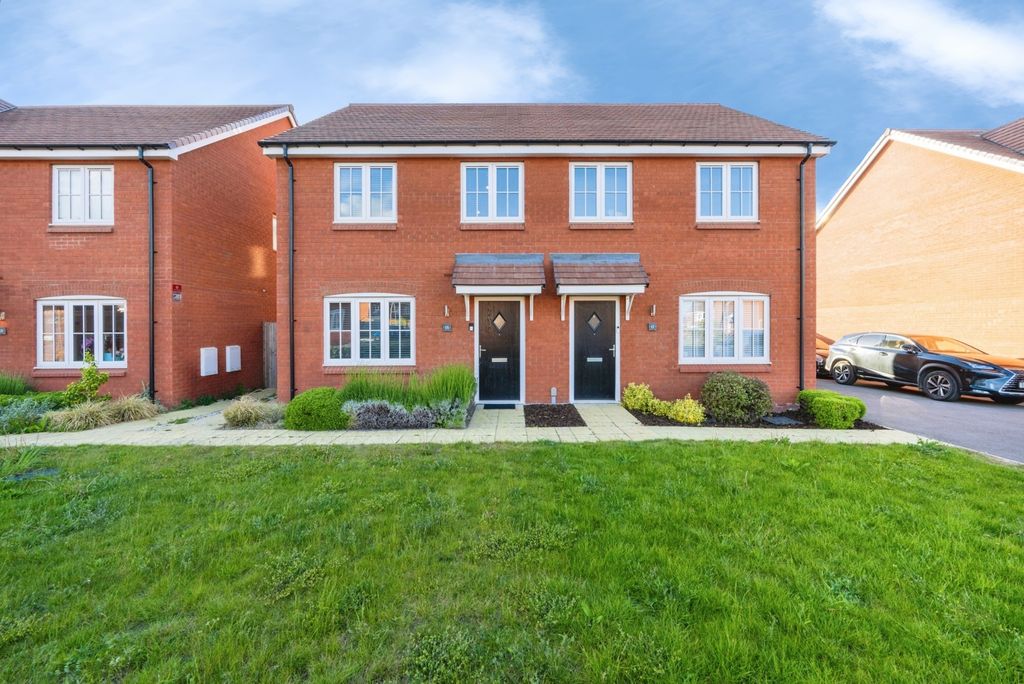 Property photo 1 of 18 Pbox-Img.Jpg