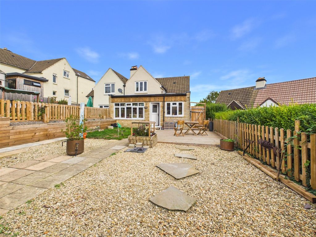 Property photo 1 of 16 Picture No. 02