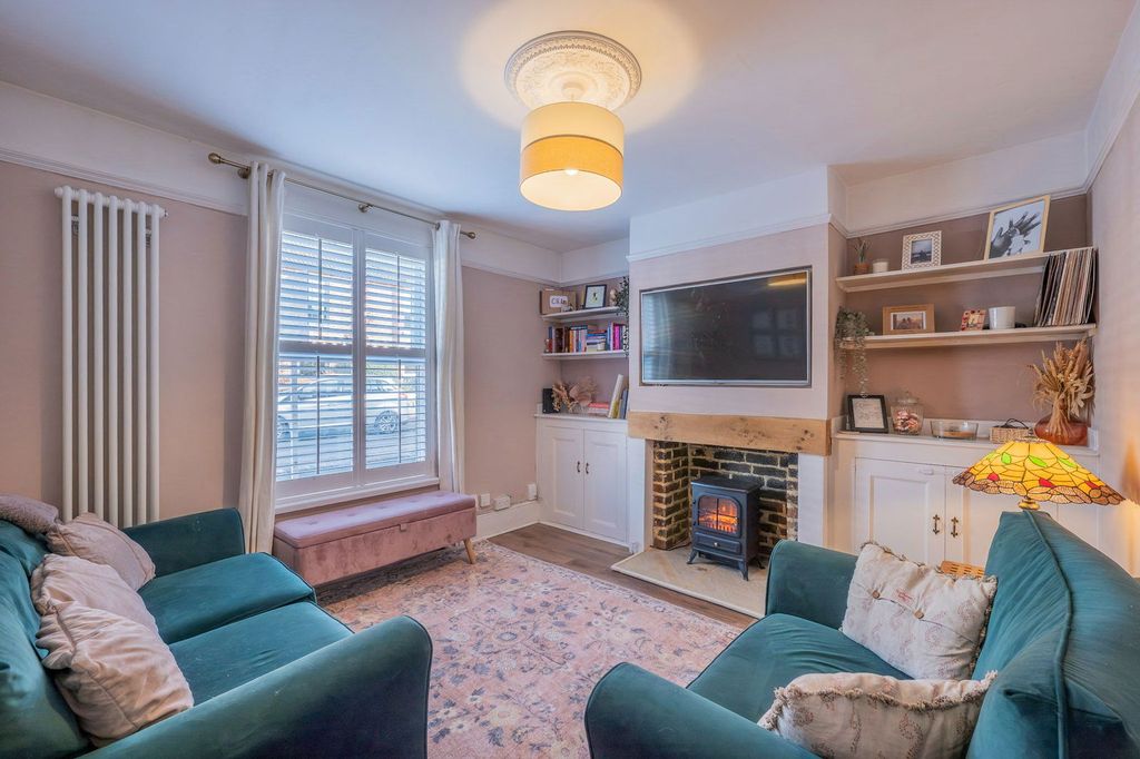 Property photo 2 of 14