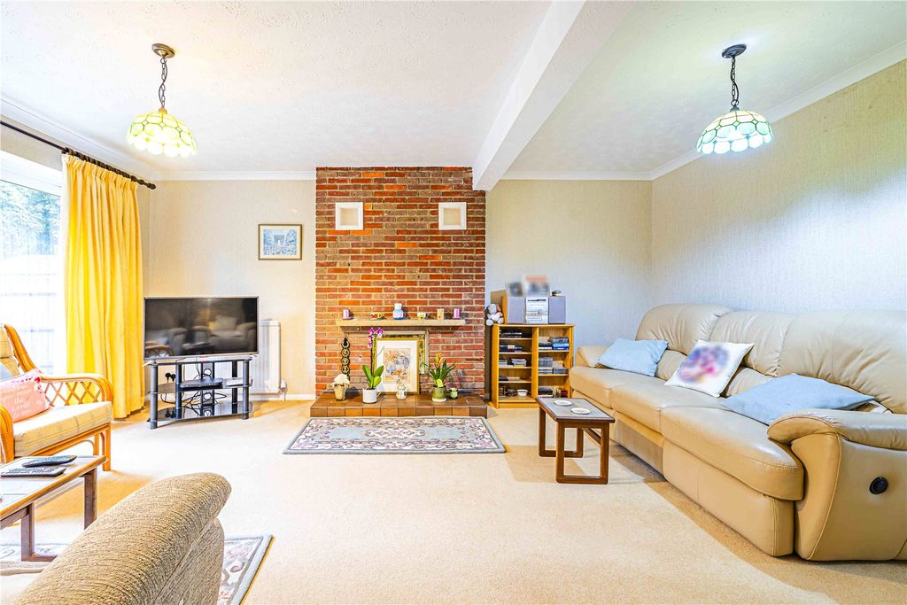 Property photo 3 of 18 Picture No. 21